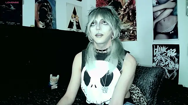 Онлайн чат XXX kiiler_queen