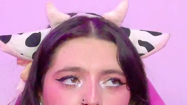 צ'אט XXX בשידור חי של Sachi_Meow