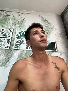 Valentiino69 – Live XXX-chat