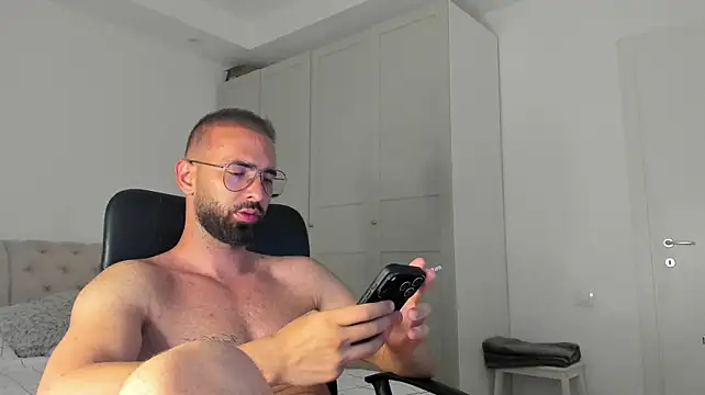 cloudymastersss Adlı Modelin Canlı XXX Sohbeti