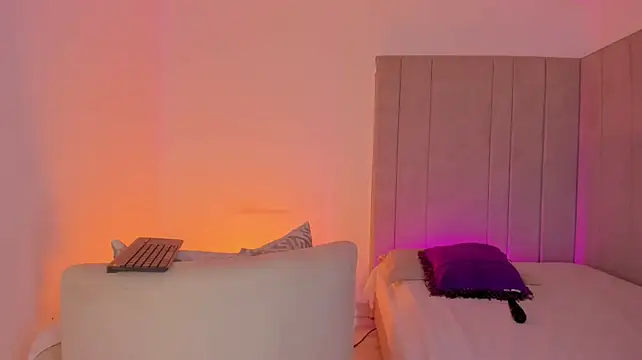 luisah_'s Live XXX Chat