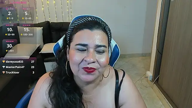 katiusca_rm's Live XXX Chat