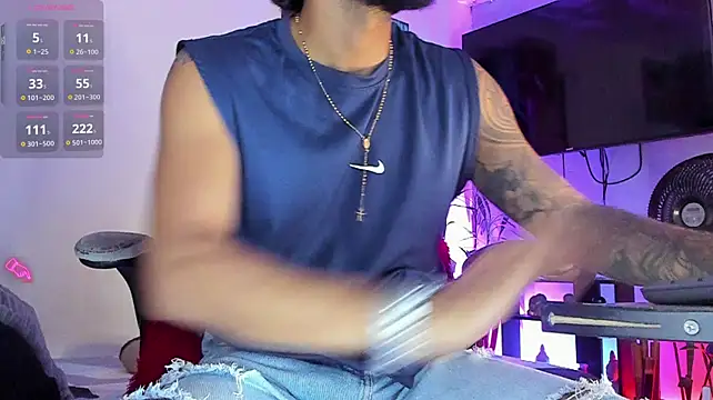 _kameron9811 现场XXX聊天