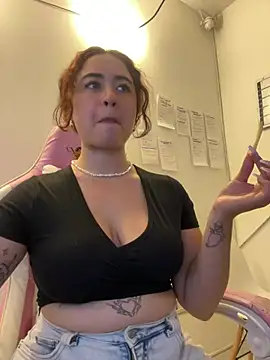 Chat XXX en directo de Mary_Rousee