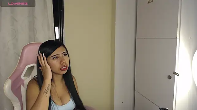 Онлайн чат XXX AyameFoxy