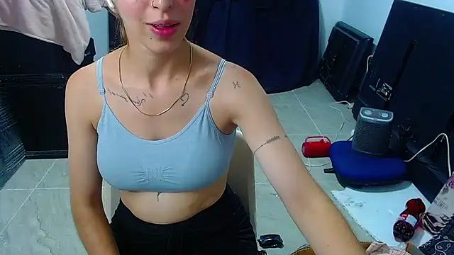 Онлайн чат XXX MariamGray1