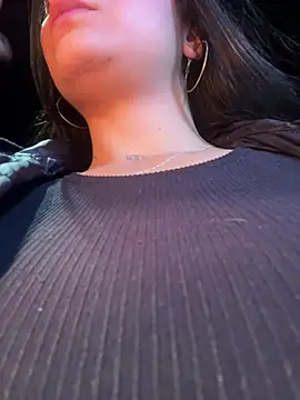 Онлайн чат XXX Francesca_Skuirt