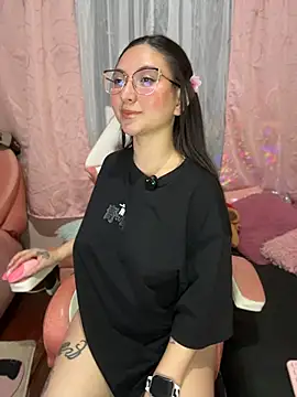 Онлайн чат XXX lucy_neil