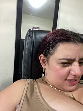 צ'אט XXX בשידור חי של angelasm