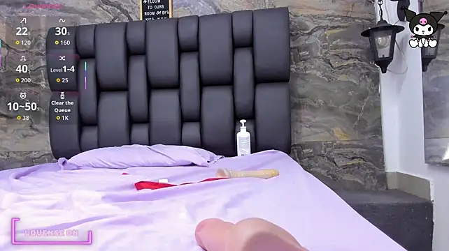 May-Clanfort Live XXX-Chat