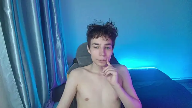 Adam_Kroy – Naživo XXX chat