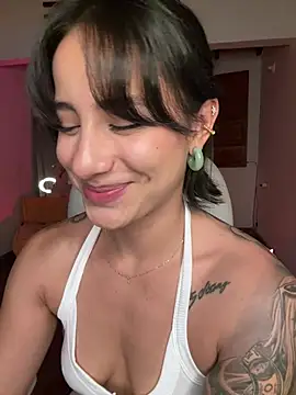 Ale_Lewis Adlı Modelin Canlı XXX Sohbeti