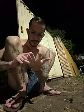 XXX chat uživo modela CoyoteDuMato
