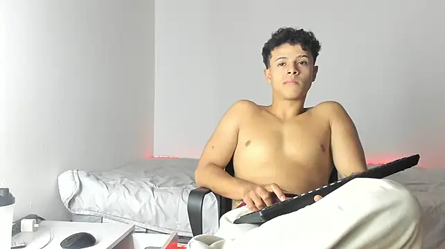 _Alex_Colton Chat XXX live