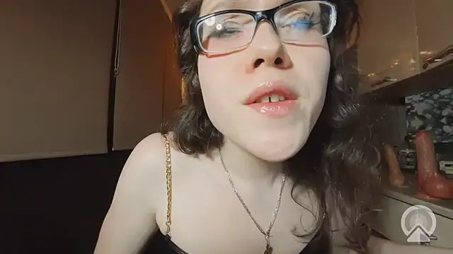 RachelSav 即時 XXX 聊天