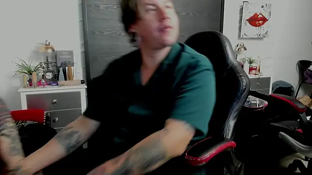 inkedsinners_'s Live XXX Chat