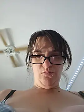 queenpeaches121 – Live XXX-chat