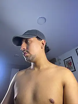 Chatroom XXX en direct de LiorenVexo