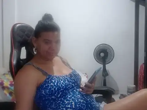 Adriana_0312 Live XXX-Chat