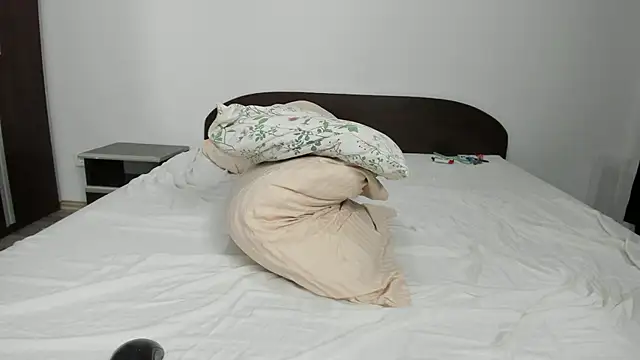 rosasweet02 – Naživo XXX chat