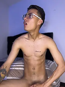 TavoHot_ Chat XXX in diretta