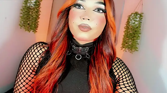 misstreslatin's Live XXX Chat