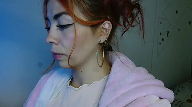 Онлайн чат XXX Aylinn_diaz