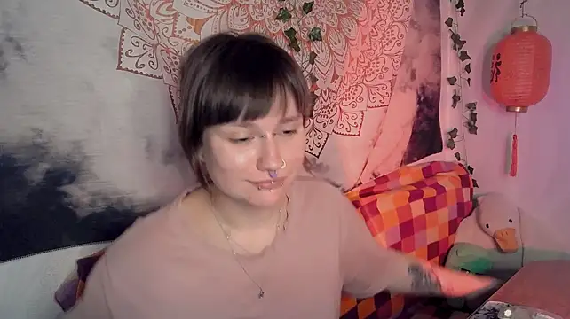 Онлайн чат XXX UwuJudy_Osas