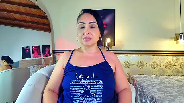 Chat XXX en directo de Madissononee