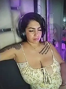 chelaqueen_'s Live XXX Chat
