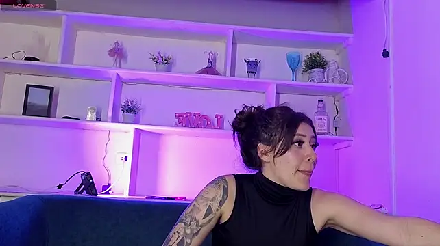 Darkness_jones_ Chat XXX in diretta