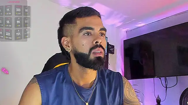 Chatroom XXX en direct de _kameron9811