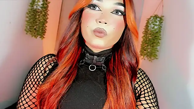 Chat XXX ao vivo de misstreslatin
