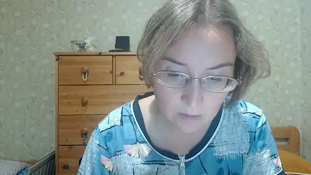 Smart_Rose's Live XXX Chat