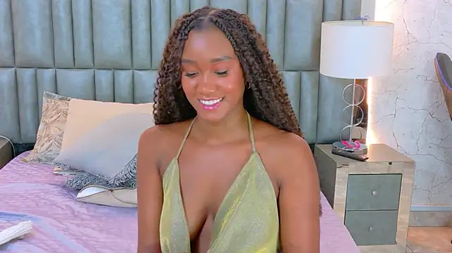TylaWest Live XXX Chat
