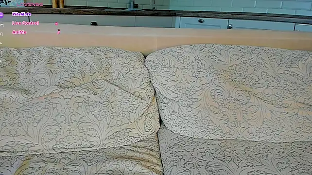 UWU_flower's Live XXX Chat