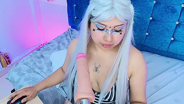 EvangelineMoonn Live XXX chat