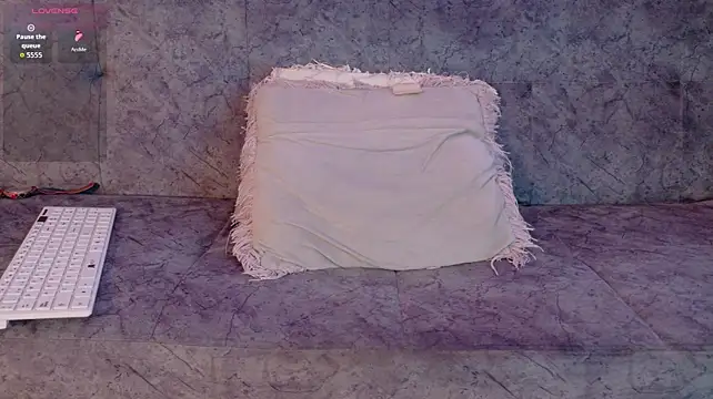 Sweet_Alessandre élő XXX-chatje