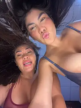 SmileyBabeXXX Live XXX-chat
