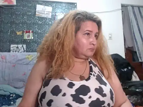 Chat XXX en directo de Perla1981--