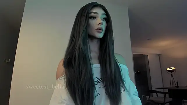 sweetest_bella Chat XXX in diretta