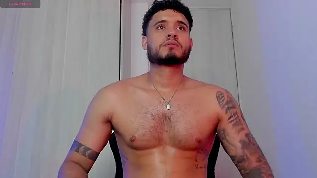 AUSTINN_TORRES Live XXX Chat