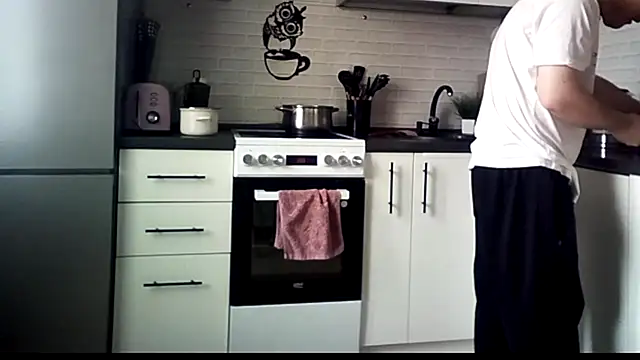 Czat XXX na żywo – MysteriousWanderer