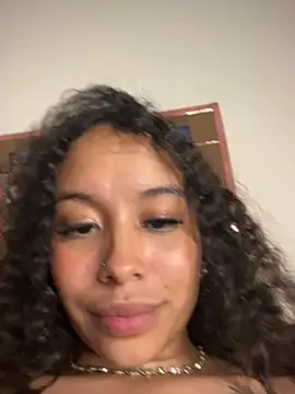 Chat XXX ao vivo de MarieLeon