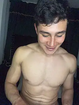 AustinJones_ Adlı Modelin Canlı XXX Sohbeti
