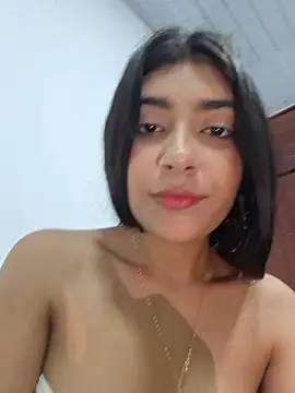 XXX chat uživo modela Sweed-virgin-pussy