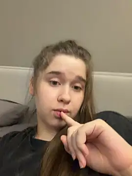 HornyGirlH Live XXX-Chat