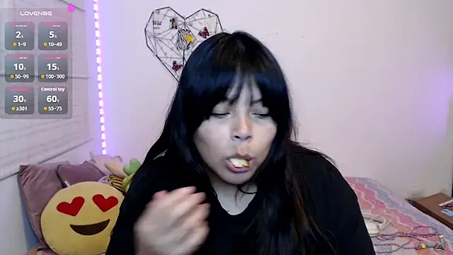 EllieMoonX's Live XXX Chat