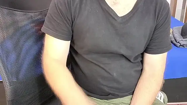 צ'אט XXX בשידור חי של michacosio