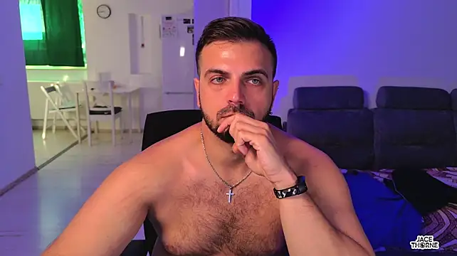 دردشة Jace_Thorne الجنسية المباشرة